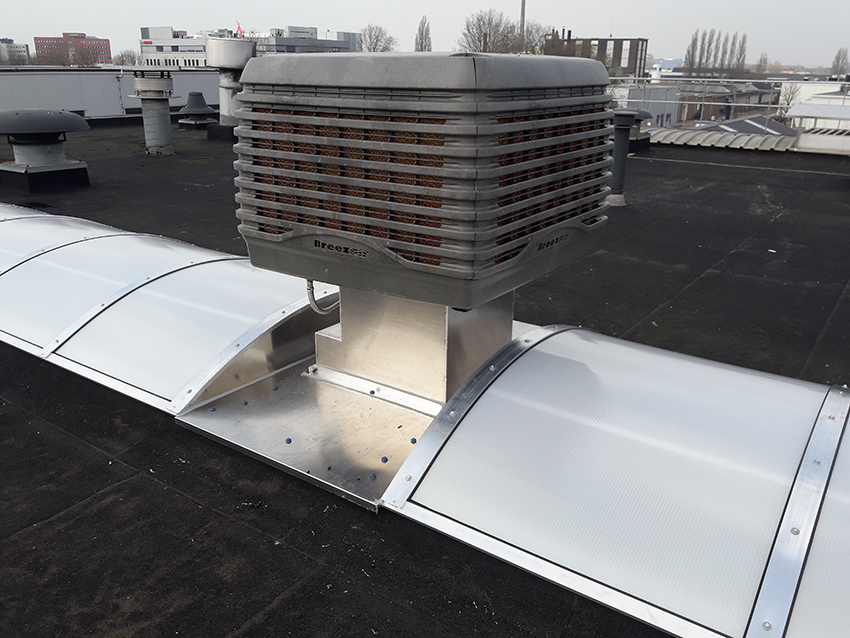 adiabatische koeling van breeze op dak